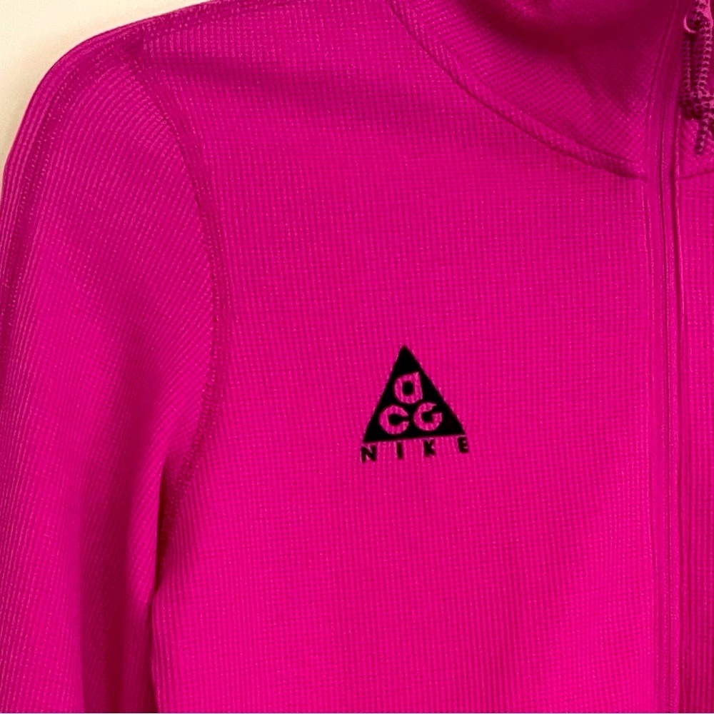 NIKE ACG Thermal Pink Quarter Zipper Athletic Top - Picture 5 of 9